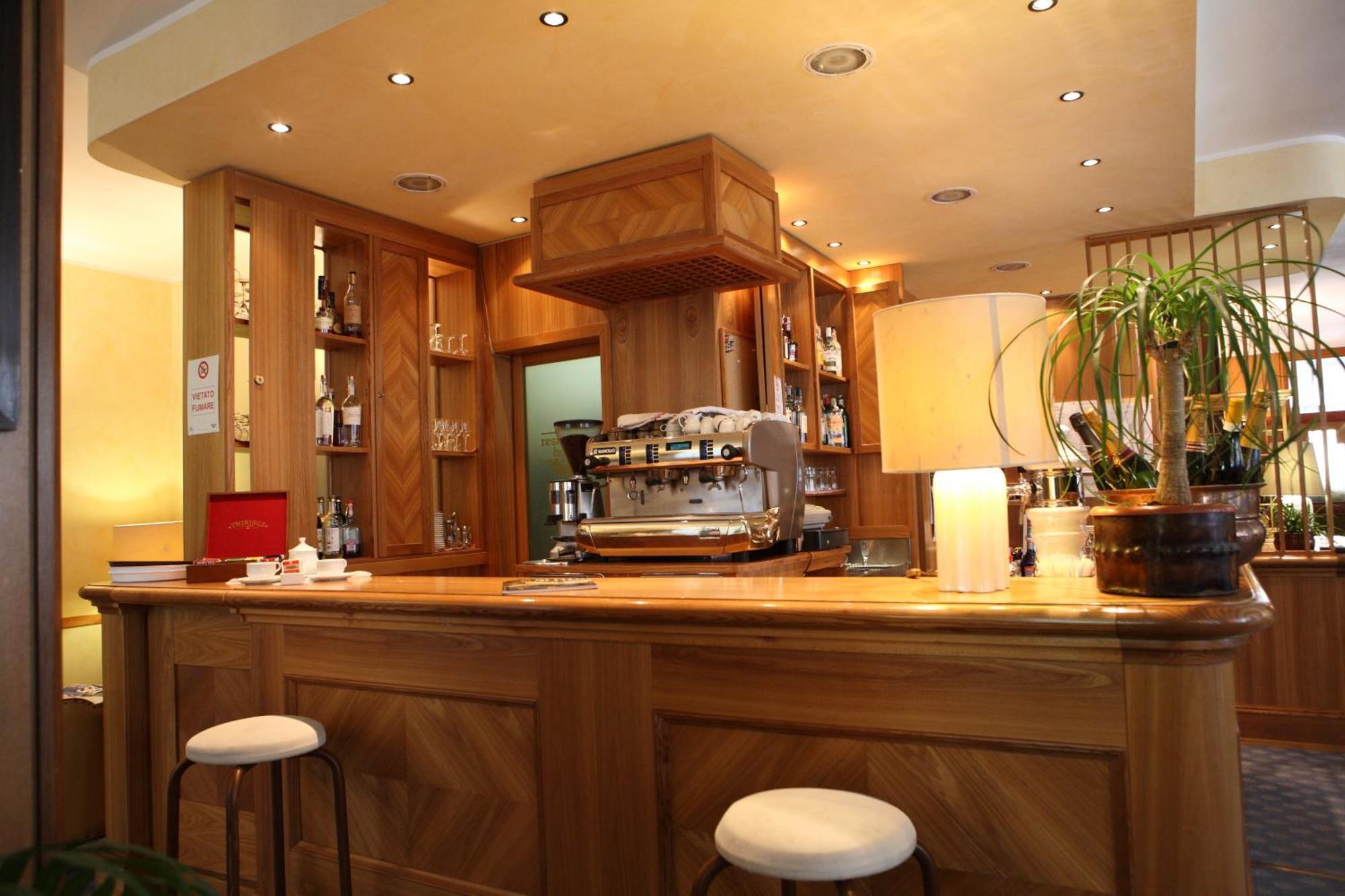 Gressoney-la-Trinité Hotel Residence Valverde מראה חיצוני תמונה