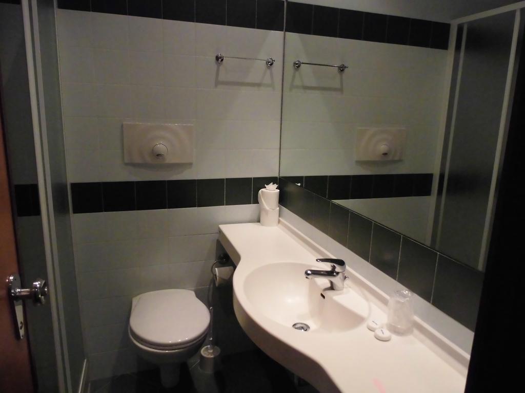Gressoney-la-Trinité Hotel Residence Valverde מראה חיצוני תמונה